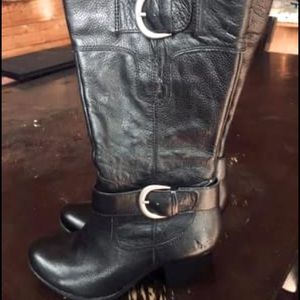 BORN boots B.O.C worn once or twice